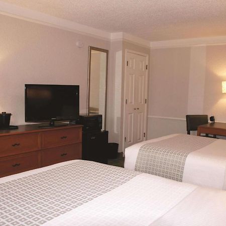 Baymont By Wyndham Lubbock - Downtown Civic Center Hotel Kültér fotó