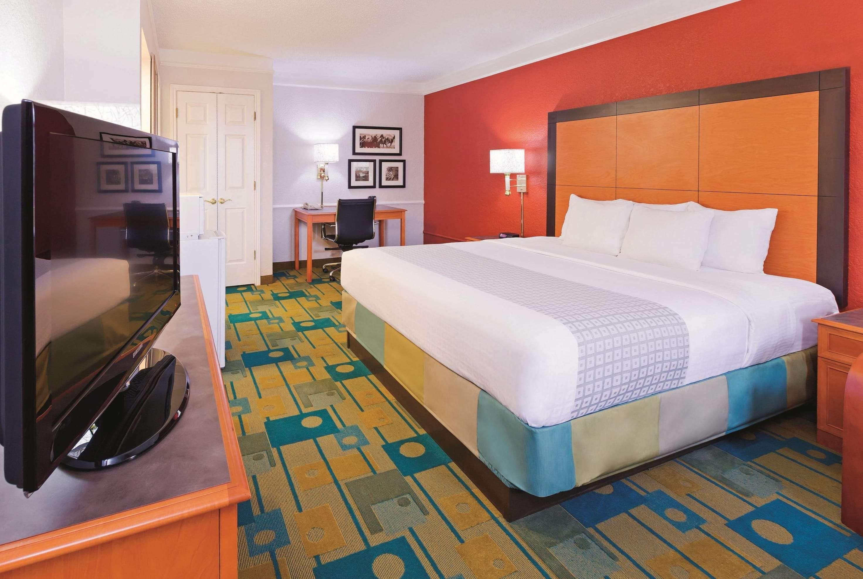 Baymont By Wyndham Lubbock - Downtown Civic Center Hotel Kültér fotó